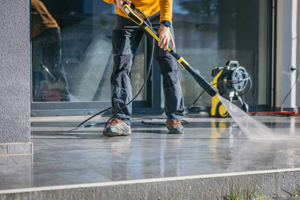 Best Roof Power Washing Services  in Menlo Park, CA
