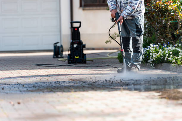 Why Choose Our Certified Pressure Washing Experts for Your Project Needs in Menlo Park, CA?